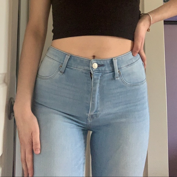 Abercrombie & Fitch Jeggings. - Picture 2 of 5